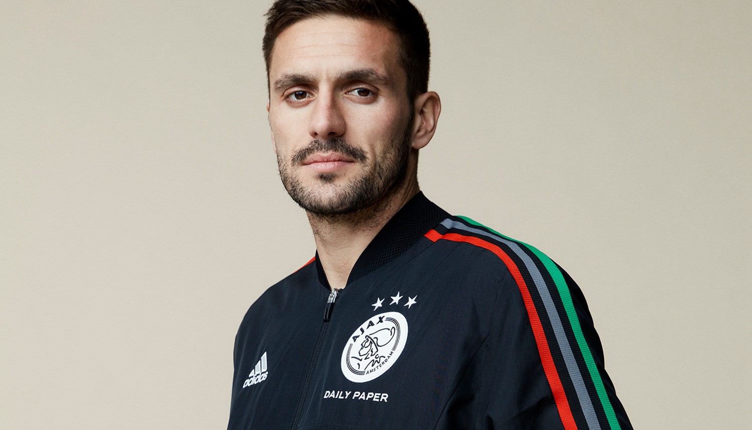 员树立了榜 员树立了榜